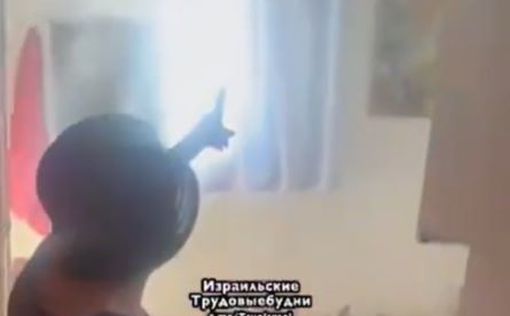 В результате атаки на Герцлию одна из ракет попала в квартиру: видео