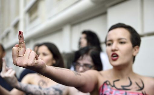 FEMEN встали на защиту египетских исламистов