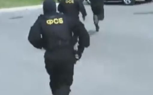 В Петербурге идет операция по задержанию боевиков