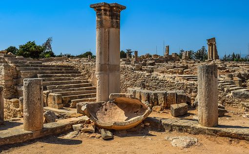 Раскопки древнего храма переписали историю Крита