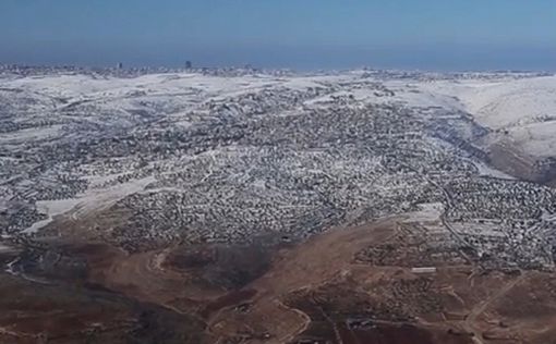 Непогода в Израиле: север засыпало снегом, юг затопило