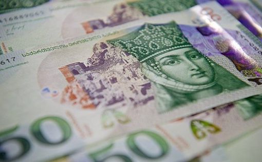 Грузинская валюта обесценивается