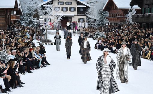 Chanel показал последнюю коллекцию короля моды Лагерфельда