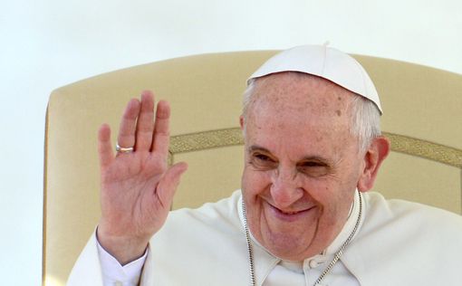 Папа Римский: женитесь, и это принесет вам счастье