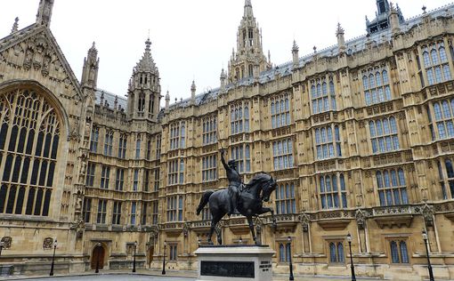 Великобритания: лейбористы обещают упразднить Палату лордов