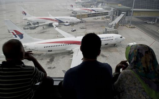Рейс Malaysia Airlines не долетел до Индии