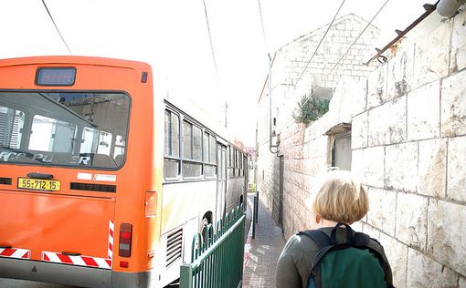 Решение о раздельных автобусах для евреев и арабов отменено