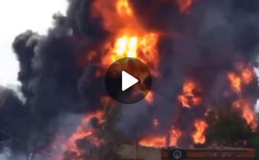 Пожар на нефтебазе в Макеевке - сгорает 20 тысяч тонн нефтепродуктов