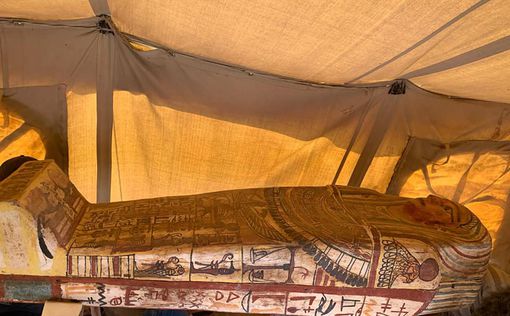 Открытие века! В Египте нашли десятки уникальных саркофагов