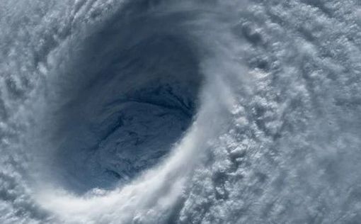 На Японию обрушился шторм: эвакуированы тысячи жителей