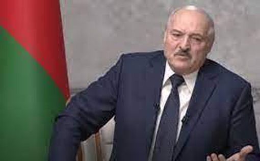 Лукашенко: "Слава богу, у нас диктатура"