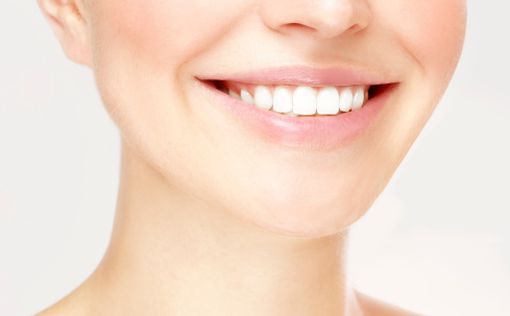 Стоматологи объяснили причины появления зубного налёта