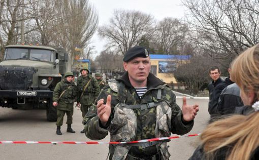 Безоружные украинские военные освободили аэродром в Бельбеке