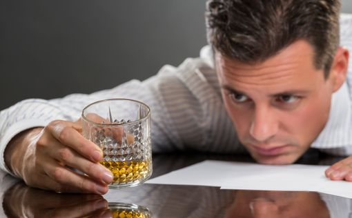 Между алкоголизмом и уровнем IQ существует связь - ученые