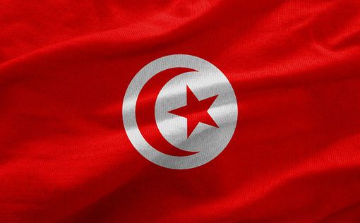 Президент Туниса уволил десятки судей: подробности