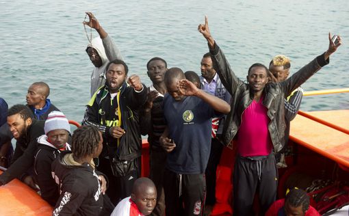 Из Марокко в Испанию приплыли мигранты