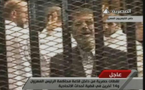 В Египте судят Мурси