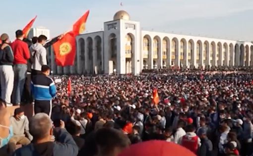 Выборы президента в Киргизии пройдут в следующем году