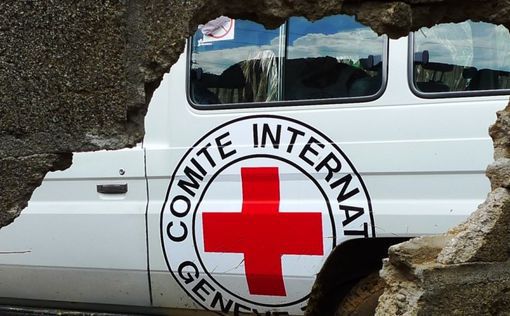 Красный Крест отчитал родственников похищенных: "палестинцев бомбят"
