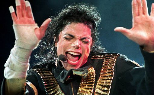 Покойный Майкл Джексон заработал десятки миллионов за год
