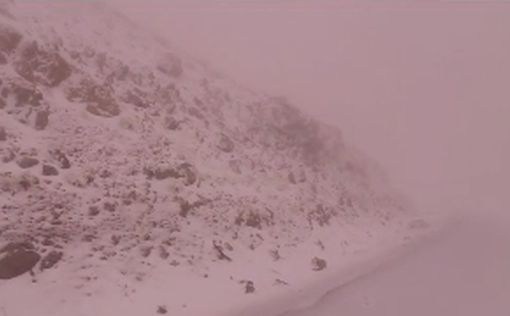 Зима пришла: гору Хермон завалило снегом
