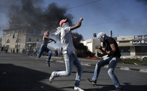Столкновения арабов с израильской полицией в Иерусалиме