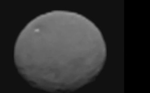 Зонд Dawn прислал на Землю цветные фото Цереры