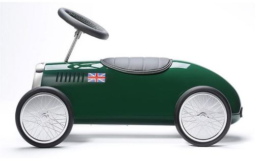 Bentley выпустил игрушечный автомобиль