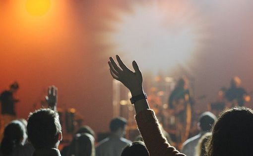 Massive Attack отменила концерт в Грузии из-за подавления акций протеста