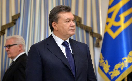 Верховная Рада проголосовала за досрочную отставку Януковича