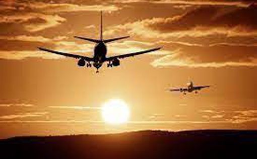 Биологическая угроза: самолет вернулся в США из-за диареи пассажира