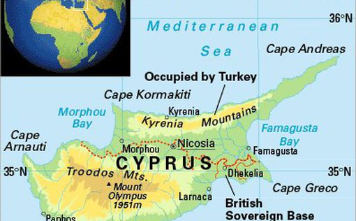 Президенты Кипра встретились на разделительной полосе