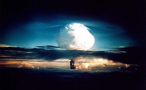 Взорвать Северный полюс и поучить Запад: В РФ хотят применить ядерное оружие