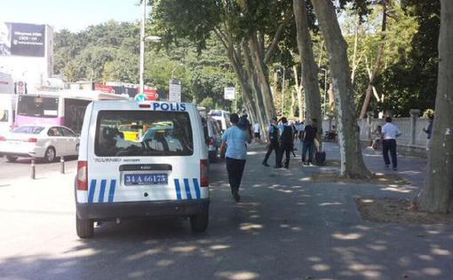 В Стамбуле прогремел мощный взрыв и раздались выстрелы