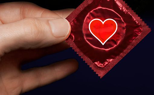 В Пакистане отменили запрет на рекламу презервативов