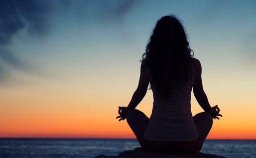 Медитация помогает бороться с бессонницей