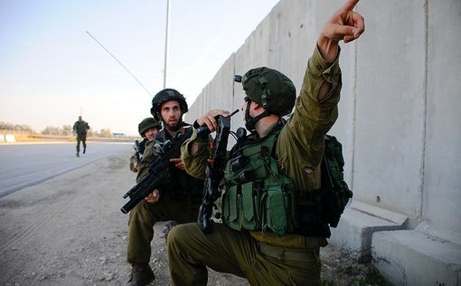 Жители Газы бегут в Израиль