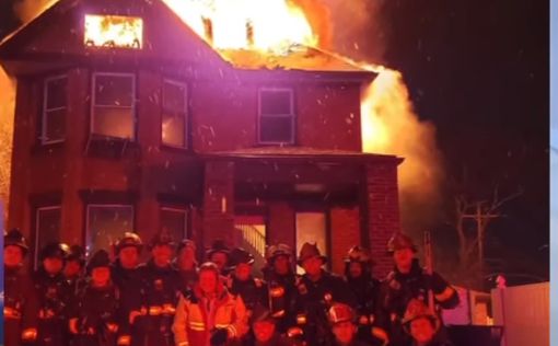 Пожарных в США осудили за селфи на фоне горящего дома