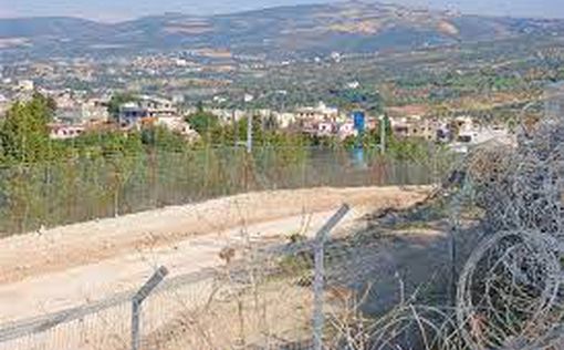 Сторонники "Хизбаллы" собрались на ливанской границе