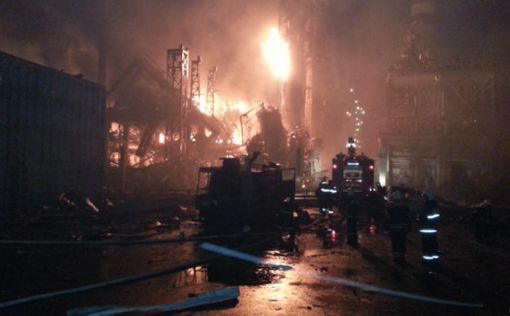 Взрыв на заводе "Роснефти": 5 погибших