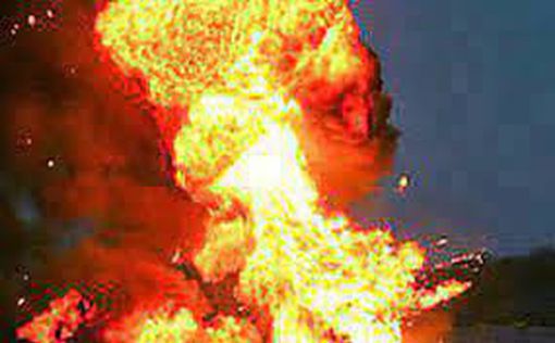 В Абу-Даби взорвались три танкера с топливом