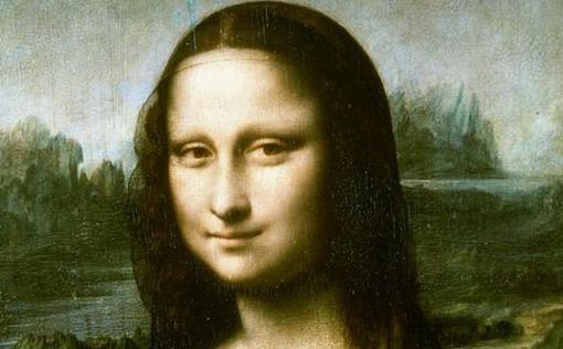 "Активисты-экологи" облили супом стекло, защищающее картину "Мона Лиза" в Лувре