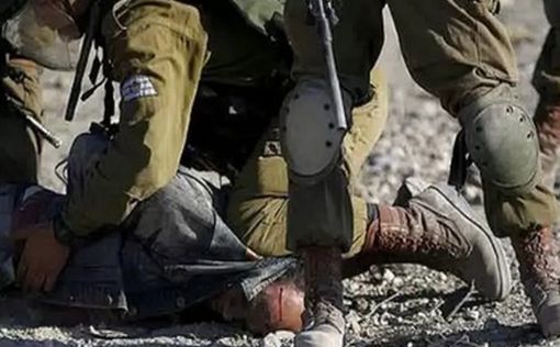 Инцидент в Джазалун: Солдаты бьют и проклинают палестинцев
