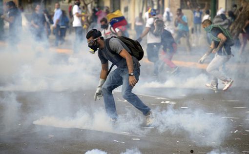 Продолжаются волнения в Венесуэле