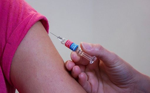 Израиль: половина зараженных - вакцинированы