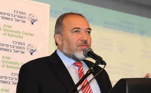 Либерман призвал жителей Газы отстранить ХАМАС от власти