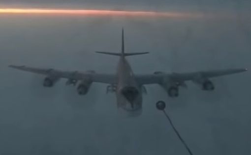 Два бомбардировщика РФ приблизились к Аляске