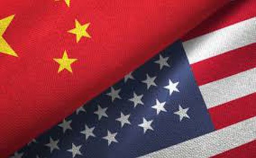 Гонконг и Пекин неожиданно объединились против США