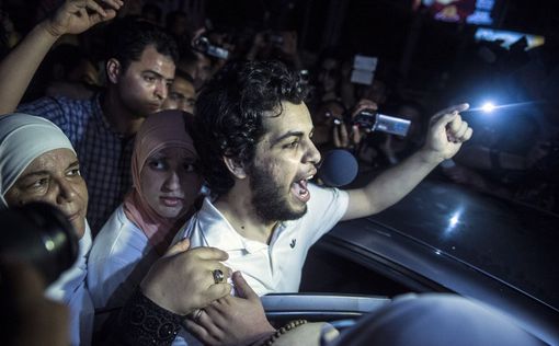 Власти Египта освободили голодавшего репортера Al-Jazeera
