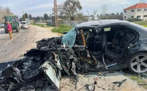 На юге Ливана автомобиль подвергся нападению с воздуха